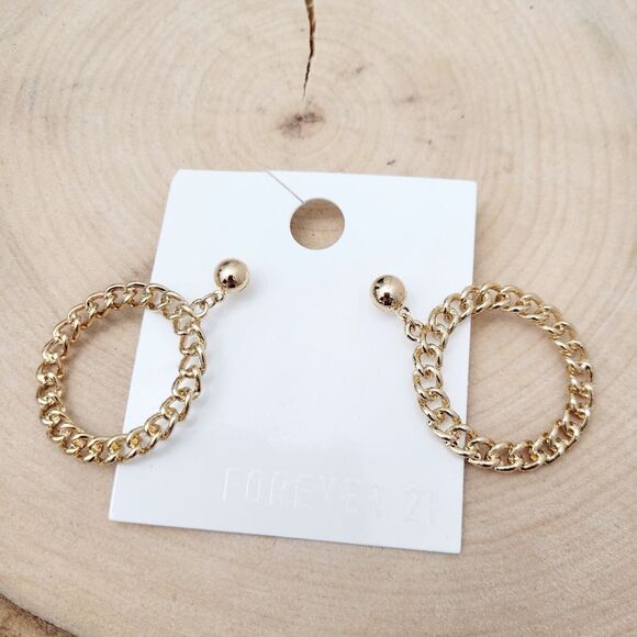 Brand New Forever 21 Gold Tone Hoops Earrings - Picture 7 of 7